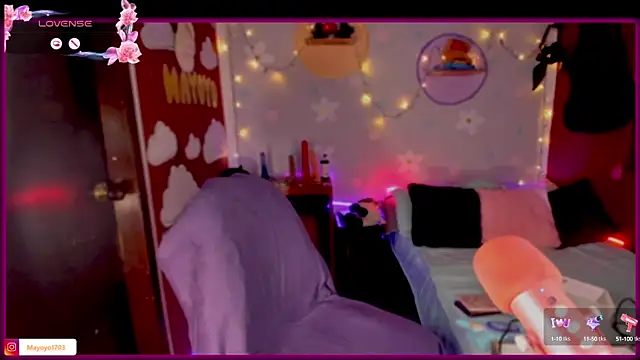 kiki cavilll online show from September 10, 2025, 3:01 pm