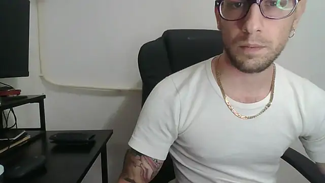 mikealcorleone online show from December 24, 2024, 3:58 pm