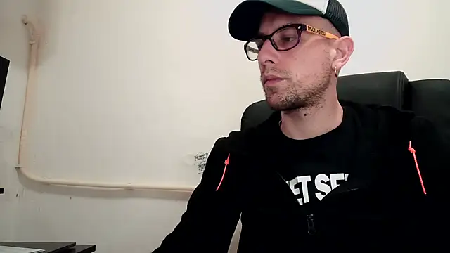 mikealcorleone online show from January 21, 2025, 4:43 am