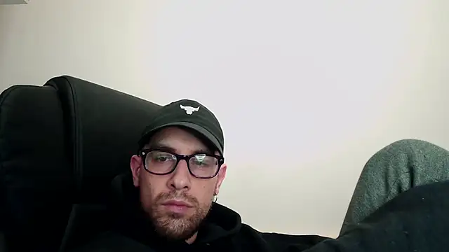 mikealcorleone online show from February 11, 2025, 12:17 am