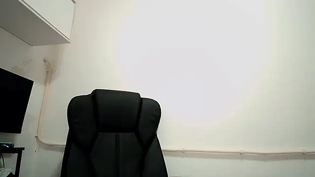 mikealcorleone online show from February 17, 2025, 10:25 pm