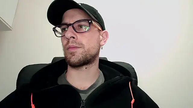 mikealcorleone online show from March 6, 2025, 10:36 pm