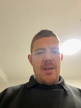 Snapshot of mrwright878787 chatting on October 29, 2025, 9:11 am mrwright878787 online show from October 29, 2025, 9:11 am