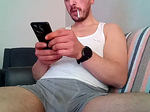 keremcim online show from March 20, 2026, 11:26 am