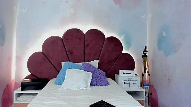 Carohorny4u online show from February 2, 2026, 2:05 pm