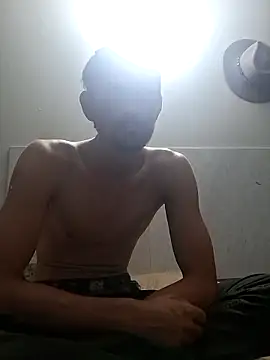 Puusy780 online show from April 9, 2026, 5:07 am