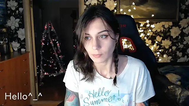 Snapshot of BroadFantasy chatting on January 26, 2025, 2:19 pm BroadFantasy online show from January 26, 2025, 2:19 pm