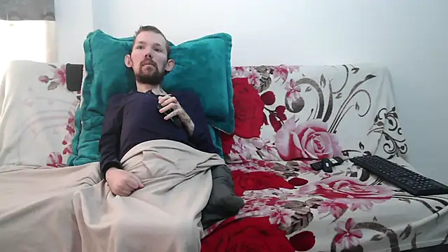 Snapshot of Sophia_and_Thomas chatting on April 10, 2026, 7:07 pm Sophia and Thomas online show from April 10, 2026, 7:07 pm
