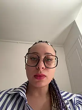 Snapshot of queenlo_xxx chatting on June 30, 2026, 4:19 pm queenlo xxx online show from June 30, 2026, 4:19 pm