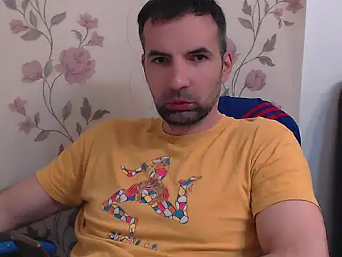 Snapshot of Leo_1617 chatting on May 19, 2026, 2:01 pm Leo 1617 online show from May 19, 2026, 2:01 pm