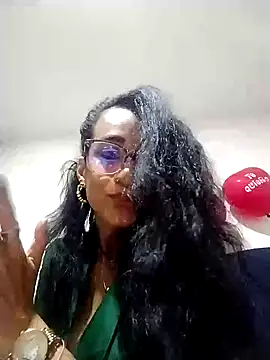 Snapshot of SamaraMartinez chatting on February 19, 2025, 11:57 pm SamaraMartinez online show from February 19, 2025, 11:57 pm