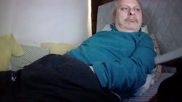 amylrmm1903 online show from April 23, 2026, 2:41 pm