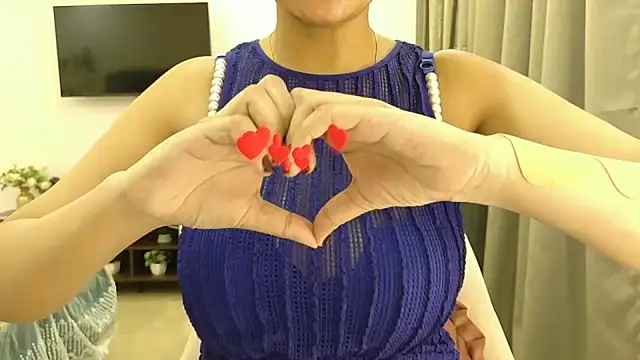 Snapshot of Wild_Fantasy_7 chatting on May 6, 2026, 8:36 pm Wild Fantasy 7 online show from May 6, 2026, 8:36 pm
