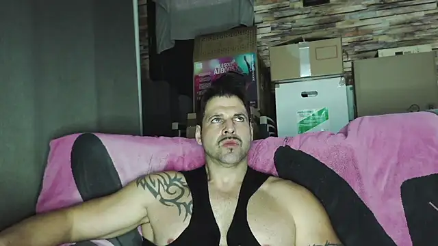 XxBigboybandxX online show from February 18, 2026, 4:36 pm