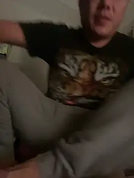 Snapshot of YoY-man chatting on December 30, 2024, 5:55 pm YoY-man online show from December 30, 2024, 5:55 pm