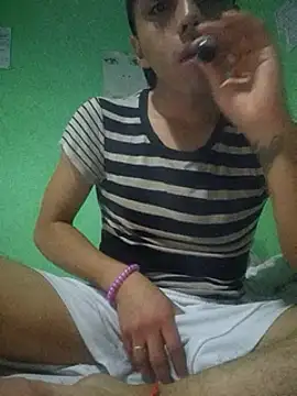 Snapshot of AngLMex chatting on March 3, 2025, 2:47 am AngLMex online show from March 3, 2025, 2:47 am