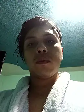 Snapshot of AngLMex chatting on January 17, 2026, 1:32 am AngLMex online show from January 17, 2026, 1:32 am