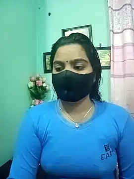 Snapshot of Amisha-2 chatting on January 2, 2025, 7:33 am Amisha-2 online show from January 2, 2025, 7:33 am