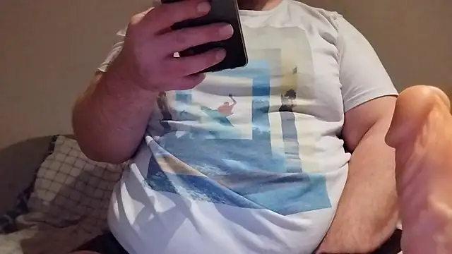 Snapshot of KinkyDudeDk chatting on March 17, 2026, 4:17 am KinkyDudeDk online show from March 17, 2026, 4:17 am