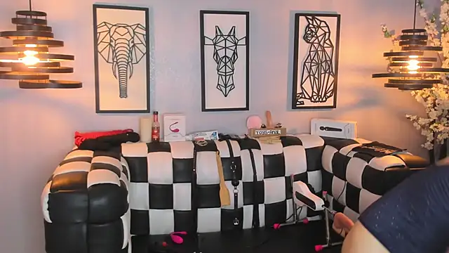 Snapshot of SARAFOXX_ chatting on January 4, 2025, 2:35 pm SARAFOXX online show from January 4, 2025, 2:35 pm