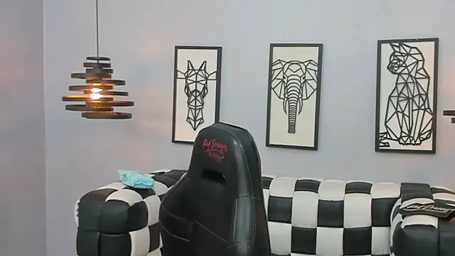 Snapshot of SARAFOXX_ chatting on January 31, 2025, 11:46 am SARAFOXX online show from January 31, 2025, 11:46 am