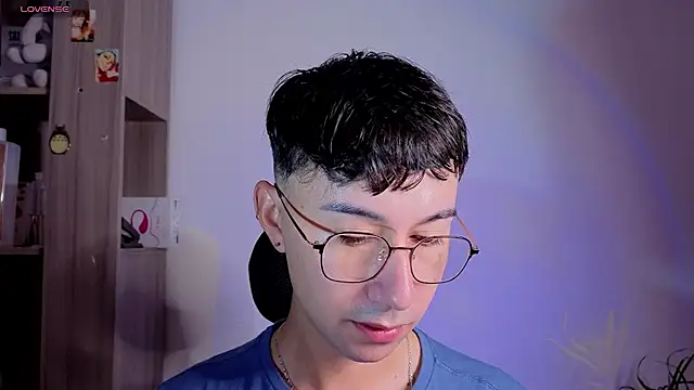 cameron cum online show from September 29, 2025, 11:37 am