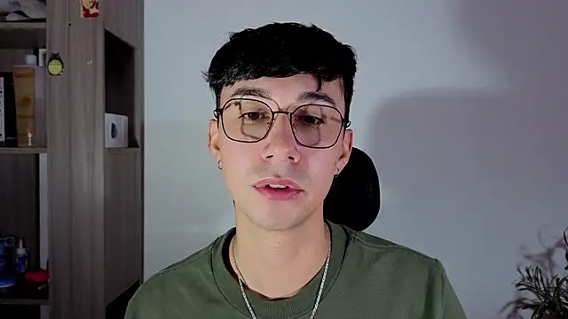 cameron cum online show from October 20, 2025, 9:15 pm