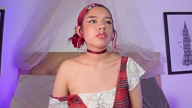 Snapshot of Redpandaa_ chatting on January 9, 2025, 4:52 am Redpandaa online show from January 9, 2025, 4:52 am