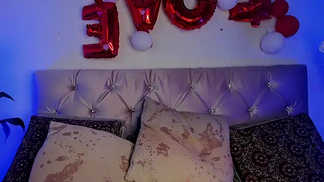 Snapshot of Redpandaa_ chatting on March 4, 2025, 3:04 pm Redpandaa online show from March 4, 2025, 3:04 pm