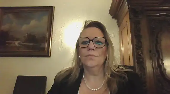 Silkesquirt online show from January 20, 2025, 7:25 am