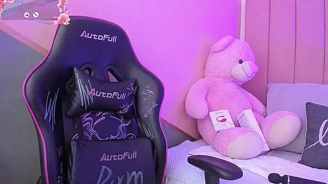 Snapshot of lilith_noahh chatting on March 12, 2025, 7:13 am lilith noahh online show from March 12, 2025, 7:13 am