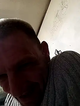 Snapshot of gettinit2wice chatting on December 22, 2024, 11:00 am gettinit2wice online show from December 22, 2024, 11:00 am