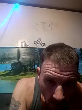 Snapshot of gettinit2wice chatting on March 17, 2025, 7:57 am gettinit2wice online show from March 17, 2025, 7:57 am