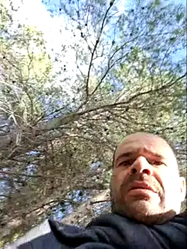 LEIRIS Y FRED 01 online show from March 18, 2026, 3:48 pm