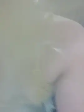 florecita9 online show from February 25, 2025, 8:41 pm