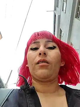 florecita9 online show from March 12, 2025, 7:17 pm