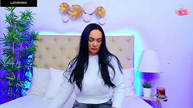 DaliyaArabian online show from February 4, 2025, 12:55 pm