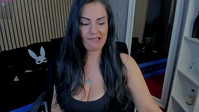 Snapshot of MistressMeghan chatting on July 13, 2026, 11:35 am MistressMeghan online show from July 13, 2026, 11:35 am
