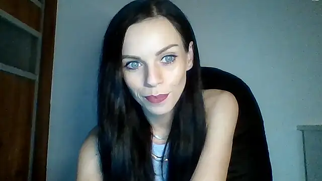 Snapshot of CassieSensual chatting on February 10, 2025, 7:17 pm CassieSensual online show from February 10, 2025, 7:17 pm