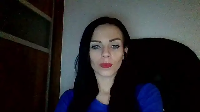 Snapshot of CassieSensual chatting on March 17, 2025, 10:17 pm CassieSensual online show from March 17, 2025, 10:17 pm