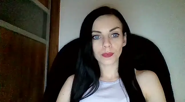 Snapshot of CassieSensual chatting on March 20, 2025, 10:18 pm CassieSensual online show from March 20, 2025, 10:18 pm