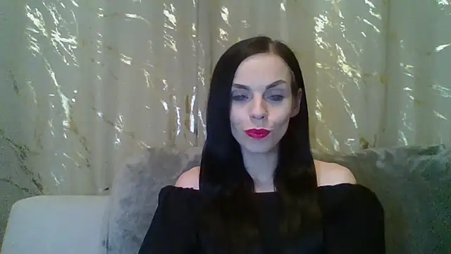 Snapshot of CassieSensual chatting on December 17, 2025, 7:09 pm CassieSensual online show from December 17, 2025, 7:09 pm