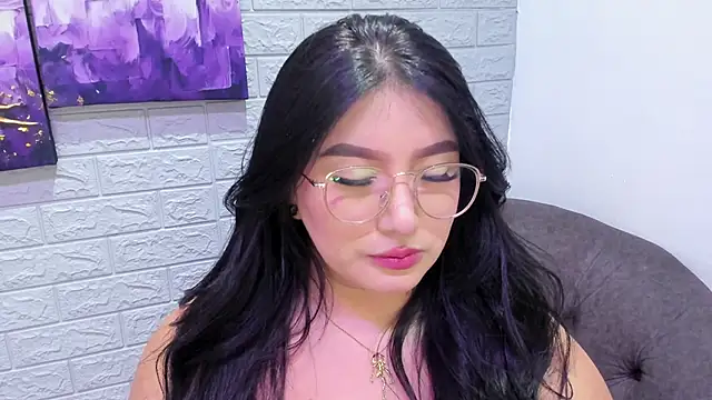  nina sweet online show from December 14, 2025, 1:16 pm