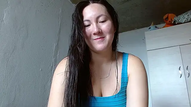 Snapshot of Elle_Lee_ chatting on July 8, 2026, 2:10 pm Elle Lee online show from July 8, 2026, 2:10 pm