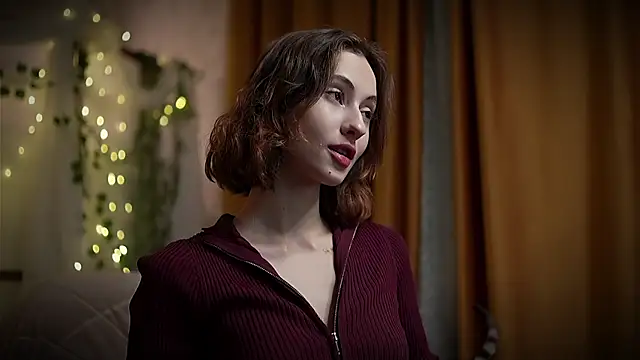 Snapshot of Devilina_V chatting on March 1, 2025, 5:27 pm Devilina V online show from March 1, 2025, 5:27 pm