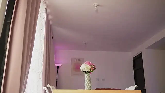 MavyStar online show from February 12, 2026, 3:07 pm