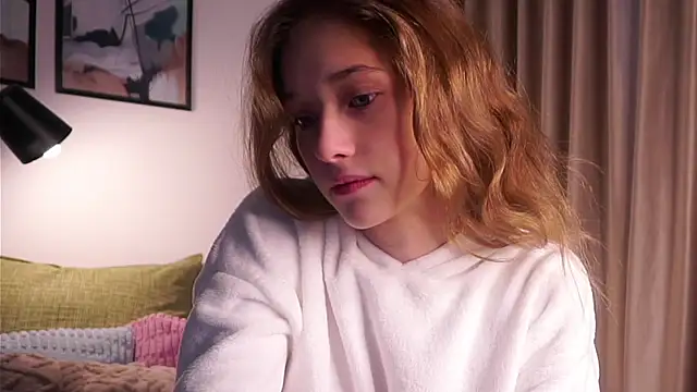 Snapshot of EdlinHargus chatting on November 3, 2025, 2:57 am EdlinHargus online show from November 3, 2025, 2:57 am