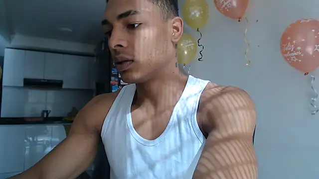 Snapshot of Jhonyblack_1 chatting on May 24, 2026, 1:16 pm Jhonyblack 1 online show from May 24, 2026, 1:16 pm