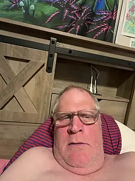 Mimmoromeo1973 online show from April 16, 2026, 5:30 am