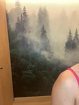 ladoucedu34 online show from February 22, 2026, 3:21 pm